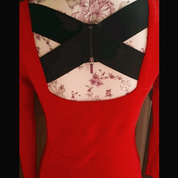 bebe long sleeve open back top M - Picture 3 of 5